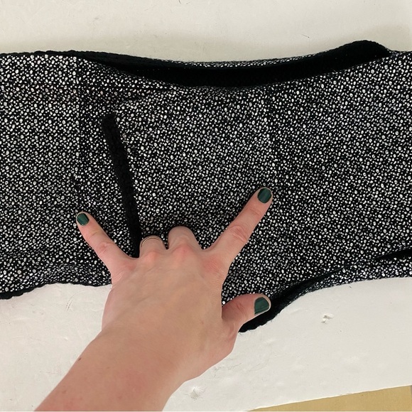 Harley Davidson Scarf 8” x 67” Black Silver Metallic Womens Unisex HD Long Wrap - Picture 11 of 11